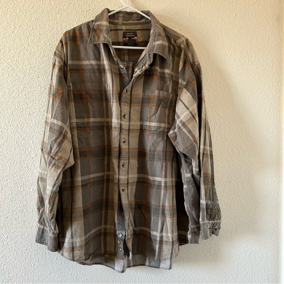 HIGH SIERRA Men’s Flannel Button Up XXL Beige Colors Work Wear Outdoors Camping - Picture 1 of 6